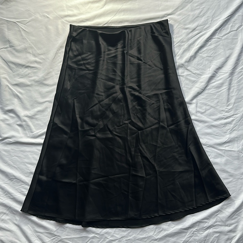 Satin Skirt - Sz XXL